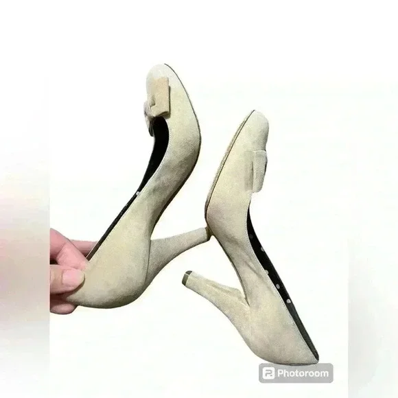 Moschino Cheap and Chic Beige Suede Stiletto/Pump Heels Size 7.5